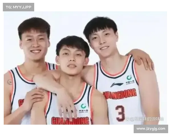 广东男篮险胜美国俱乐部 徐杰14分赵睿胡明轩仅得5分